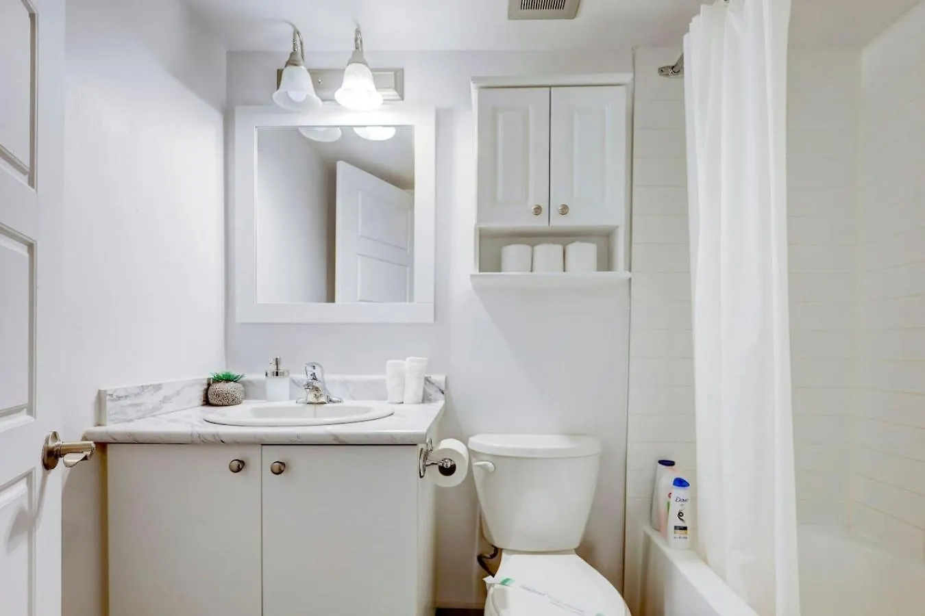 Inviting 1Br On Rene Levesque Zn1 Apartment Montreal 0*,