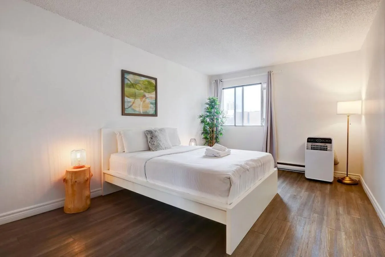 Inviting 1Br On Rene Levesque Zn1 Apartment Montreal