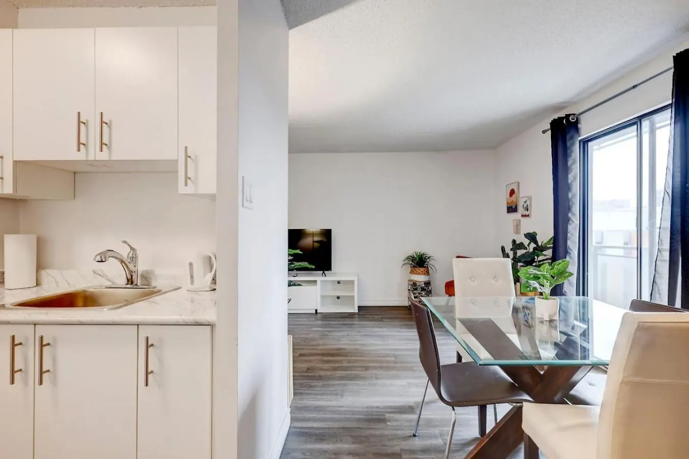 Inviting 1Br On Rene Levesque Zn1 Apartment Montreal