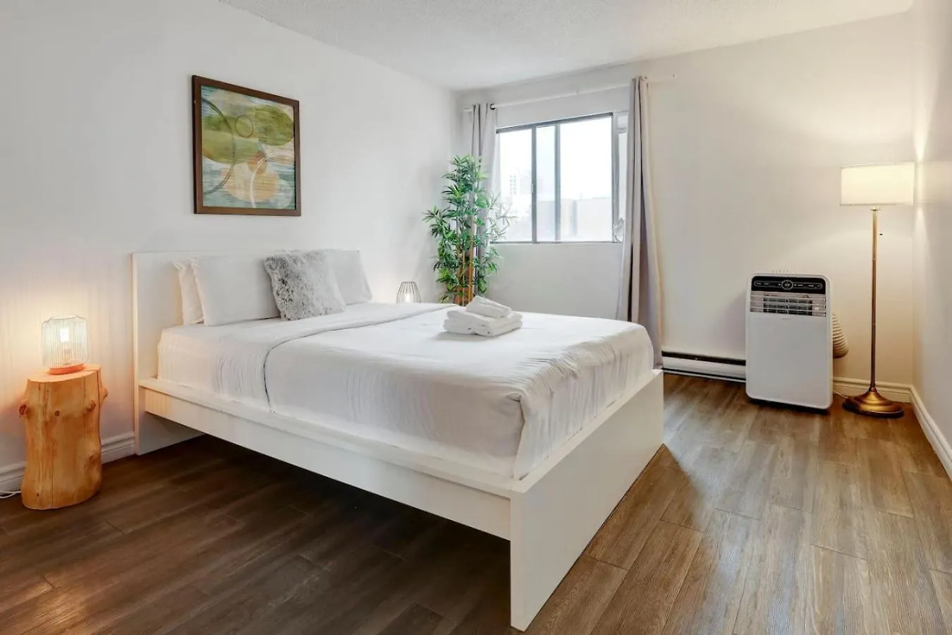 Inviting 1Br On Rene Levesque Zn1 Apartment Montreal