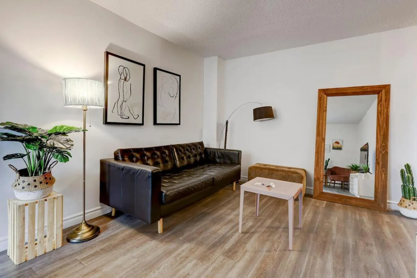 Inviting 1Br On Rene Levesque Zn1 Apartment Montreal 0*,